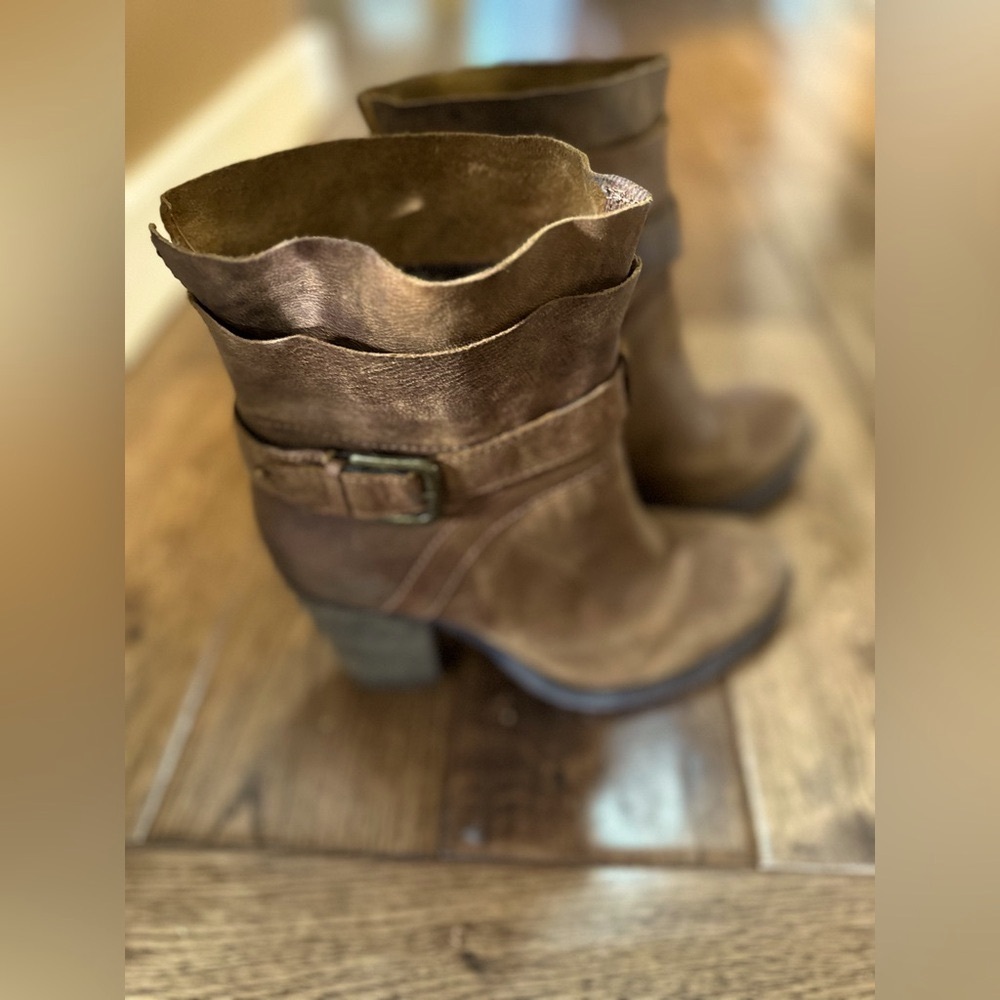 Steve Madden Riskey Women’s Brown Heeled Genuine Leather Booties, 7.5. - Picture 5 of 10